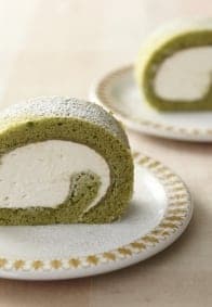 抹茶ヨーグルトロールケーキ