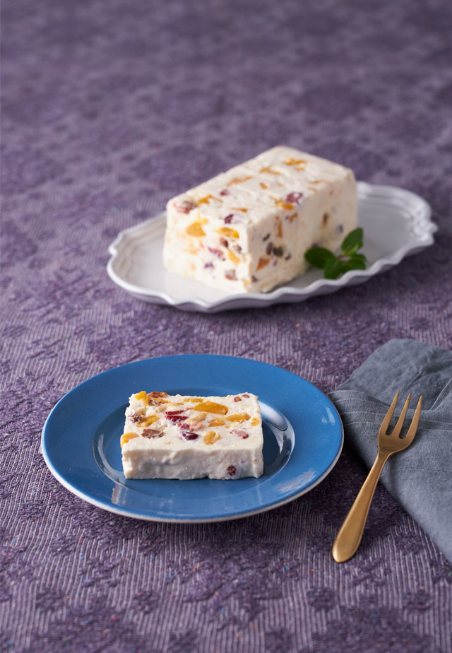 ドライフルーツレアチーズケーキ風
