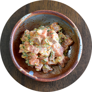 スパイシークリーミーサーモン・ポキ